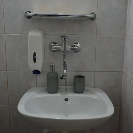 Priehrada 2* Dedinky
